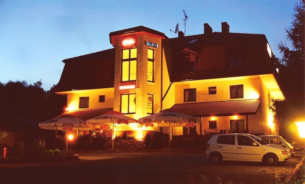 Hotel Twardowski Głogoczów Buitenkant foto